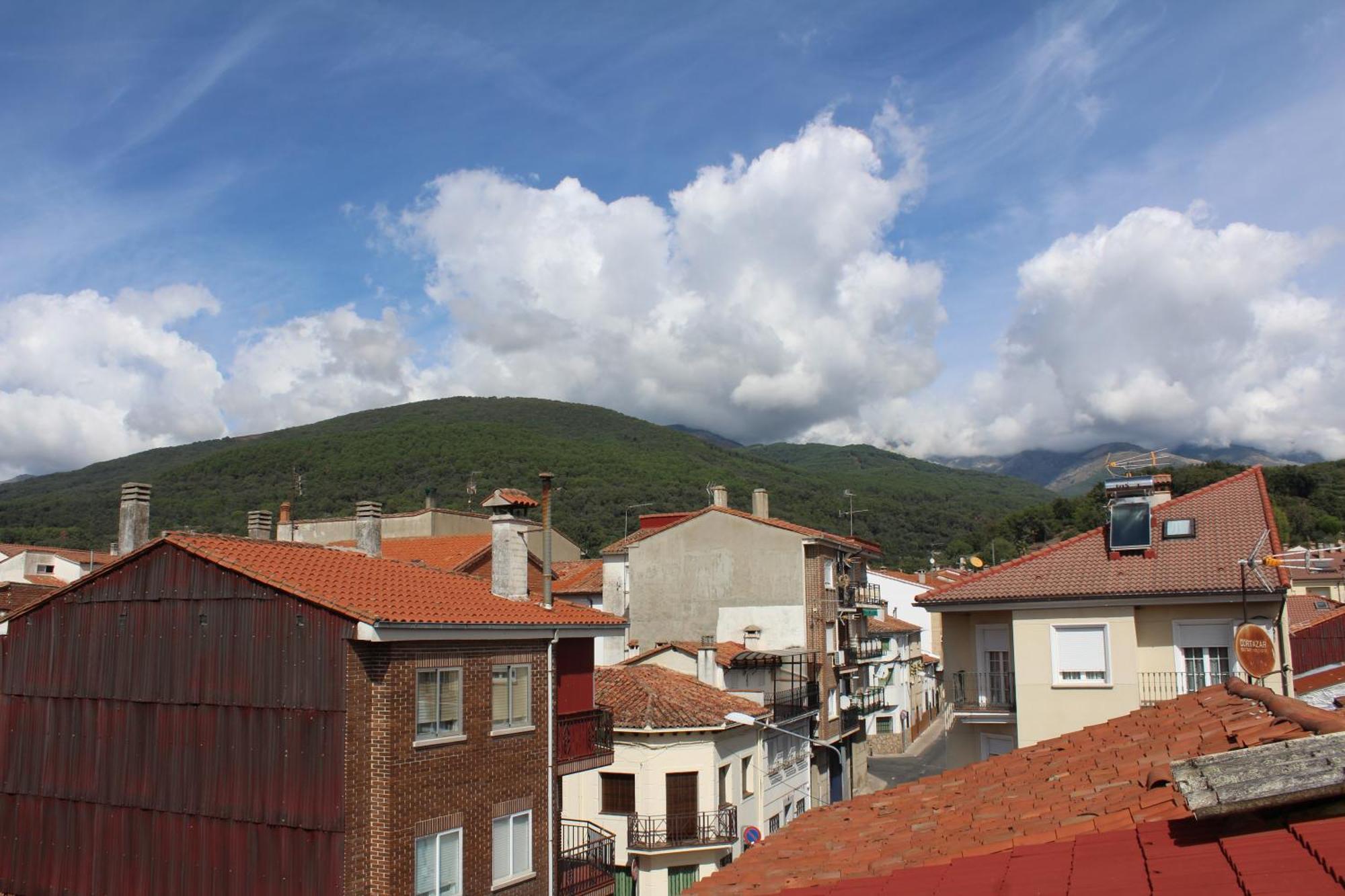 Atico Aires De Gredos Apartment Канделеда Екстериор снимка